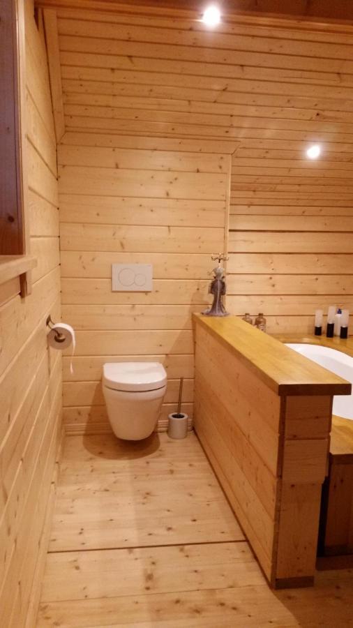 Bed and Breakfast Au Chalet Maubray Екстер'єр фото